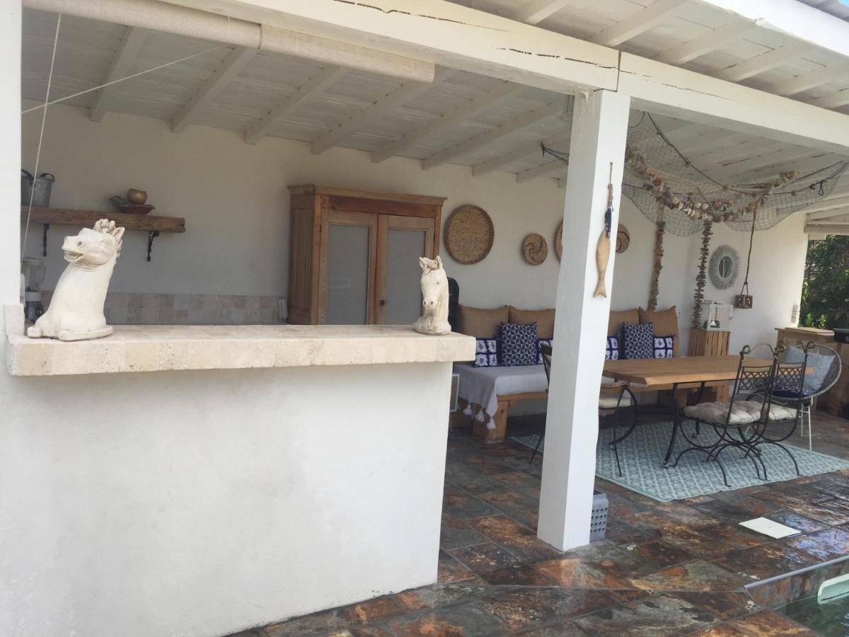 Mazet Provencal Hotel Saint-Gilles  Buitenkant foto